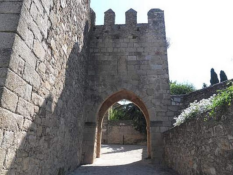 Muralla urbana de Trujillo