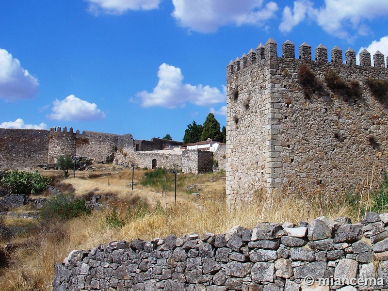 Muralla urbana de Trujillo