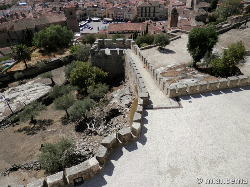 Muralla urbana de Trujillo