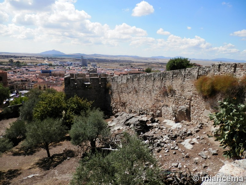 Muralla urbana de Trujillo