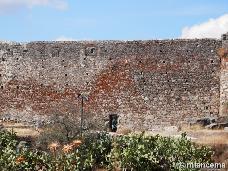 Muralla urbana de Trujillo