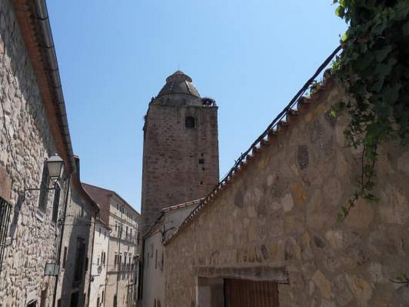 Casa fuerte de las Cadenas y torre del Alfiler