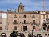 Casa fuerte de las Cadenas y torre del Alfiler