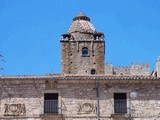 Casa fuerte de las Cadenas y torre del Alfiler