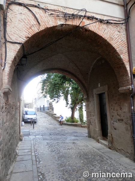 Puerta de Coria