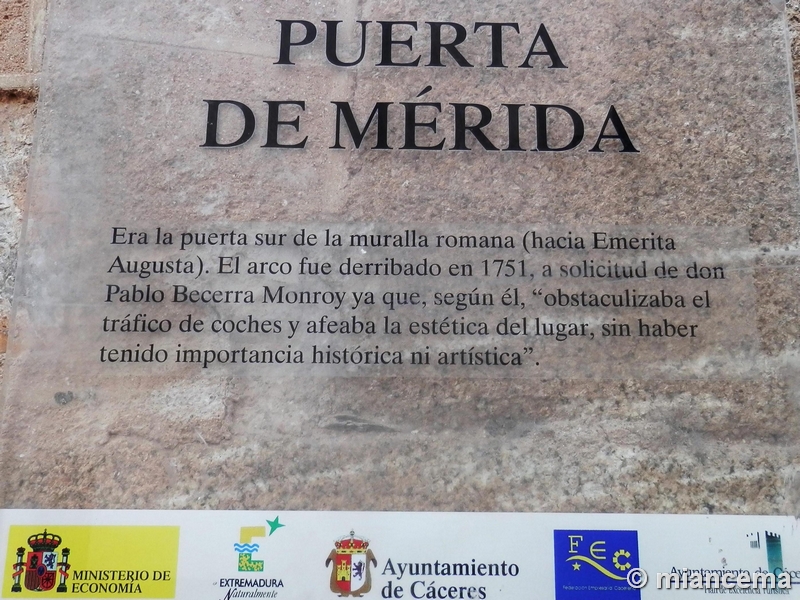 Puerta de Mérida