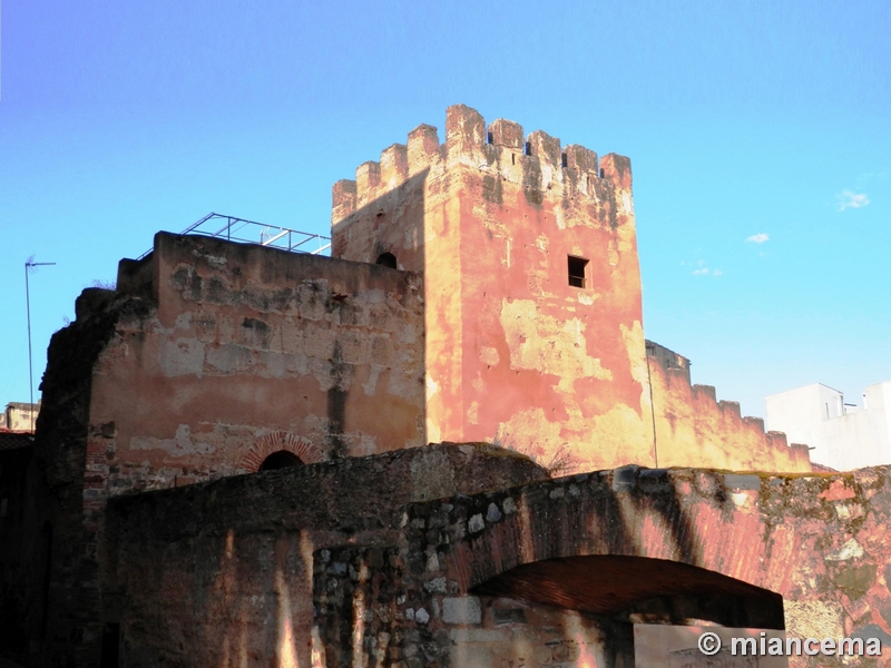 Muralla urbana de Cáceres