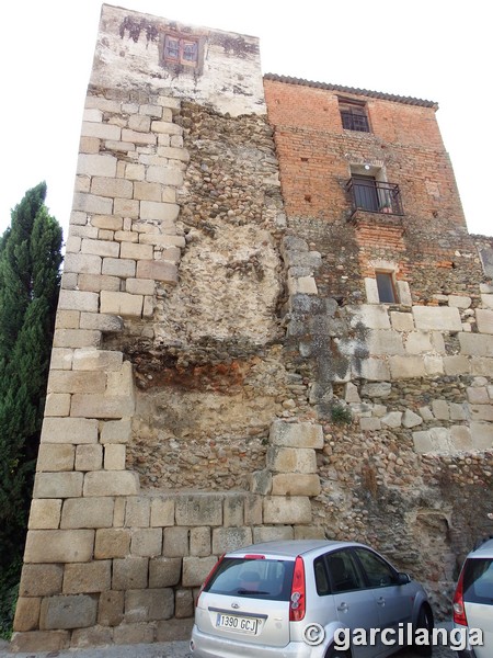 Muralla urbana de Coria