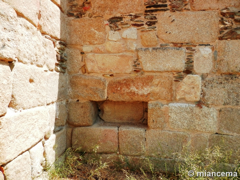 Muralla urbana de Coria