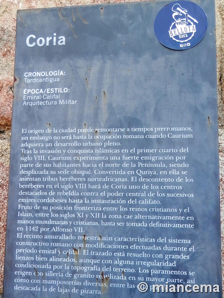 Muralla urbana de Coria