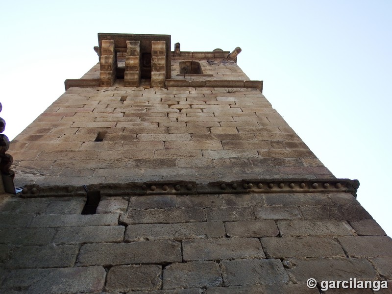 Iglesia fortificada de Moraleja