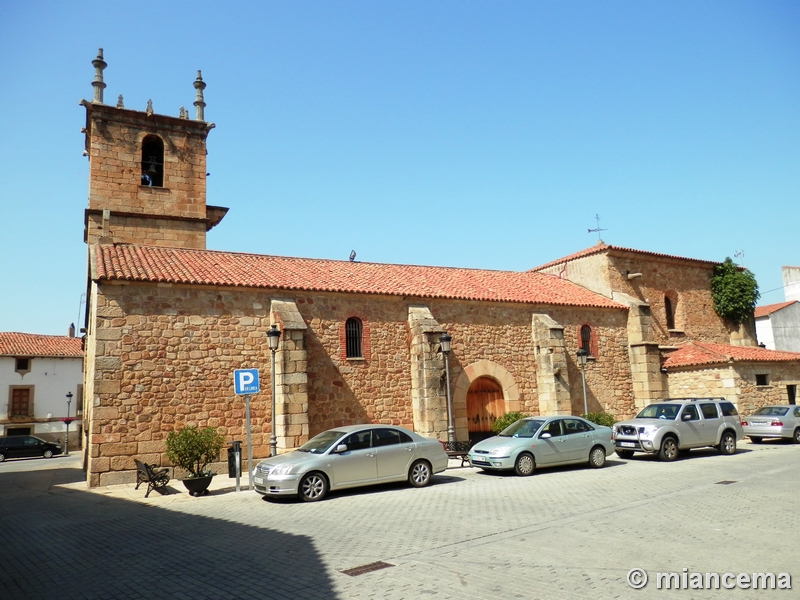 Iglesia fortificada de Moraleja