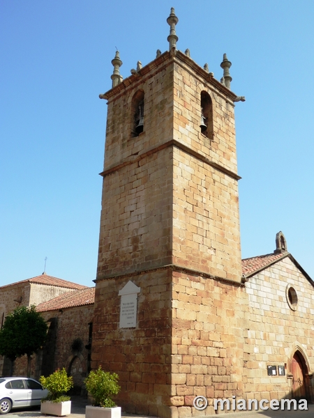 Iglesia fortificada de Moraleja