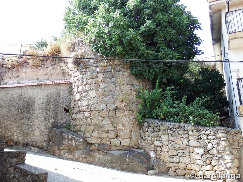 Muralla urbana de Santibáñez el Alto