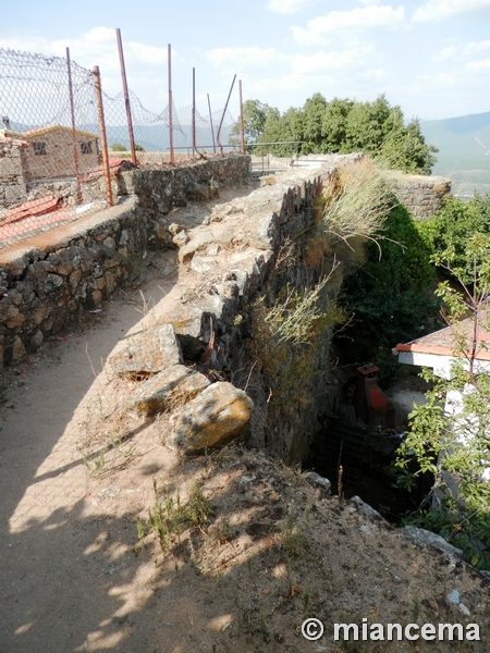 Muralla urbana de Santibáñez el Alto