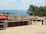 Muralla urbana de Santibáñez el Alto