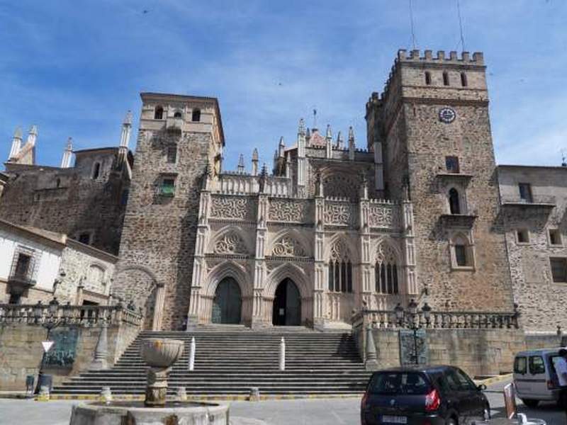 Monasterio fortificado de Guadalupe