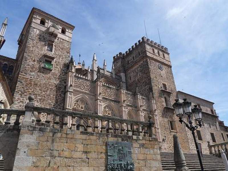 Monasterio fortificado de Guadalupe