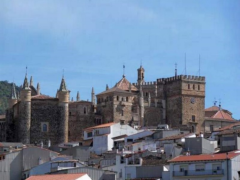 Monasterio fortificado de Guadalupe