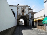 Muralla abaluartada de Alcántara