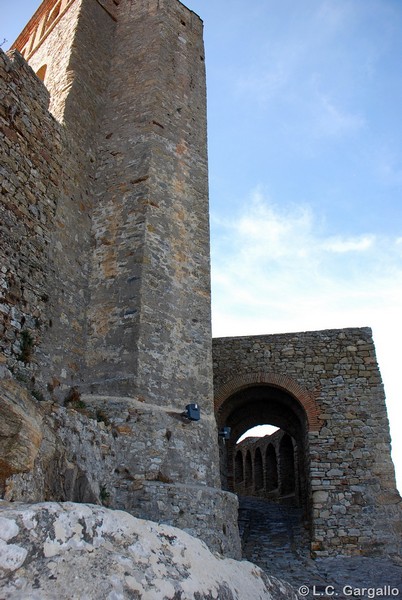 Muralla urbana de Castellar Viejo