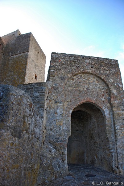 Muralla urbana de Castellar Viejo