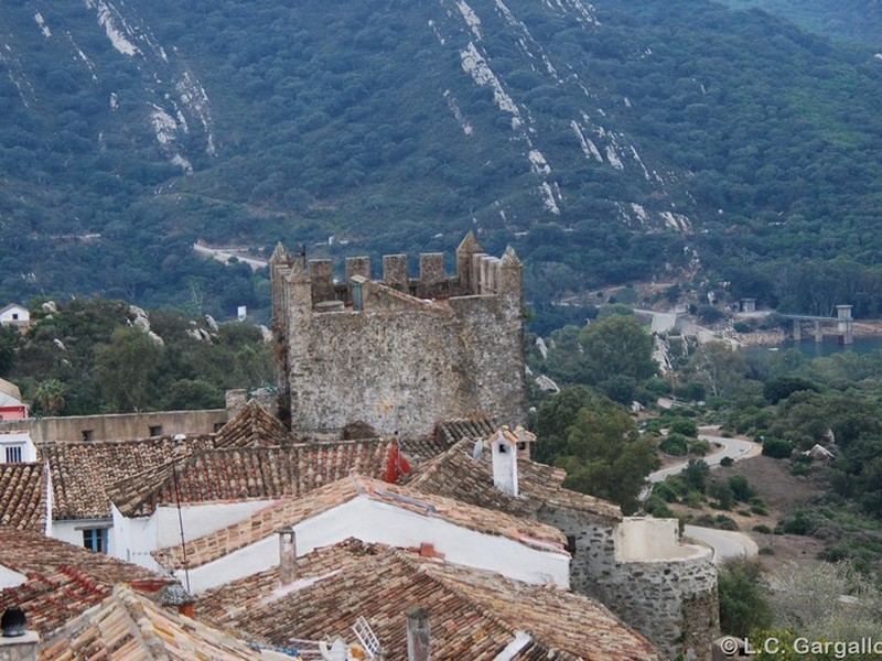 Muralla urbana de Castellar Viejo