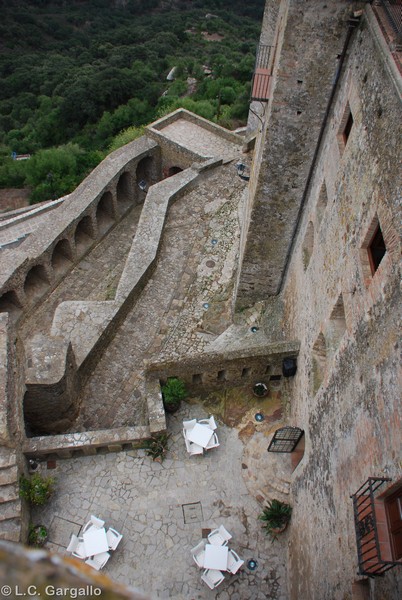 Muralla urbana de Castellar Viejo