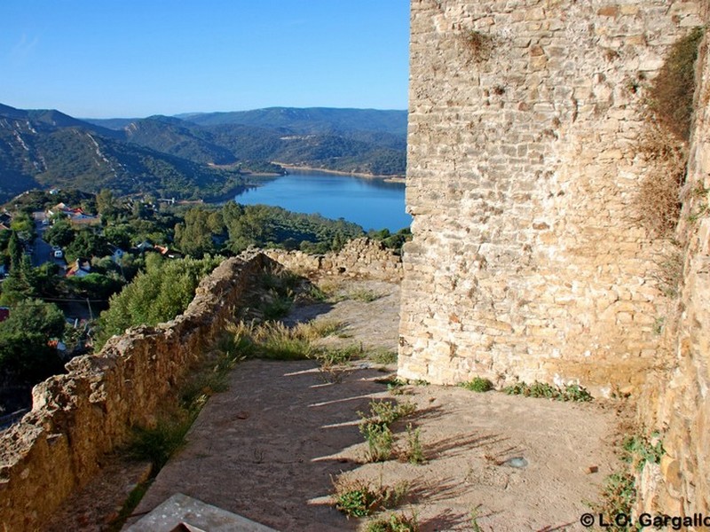 Muralla urbana de Castellar Viejo