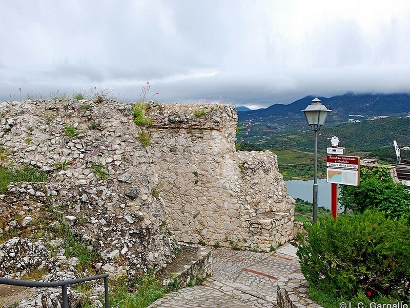 Muralla urbana de Zahara