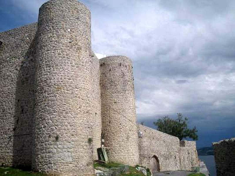 Castillo de Castro-Urdiales