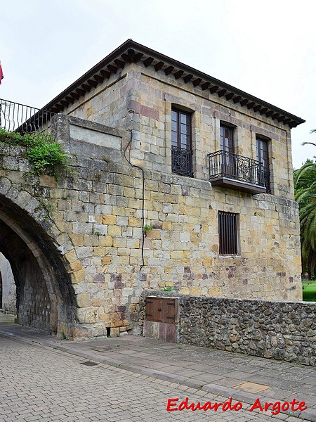 Torreones de Cartes