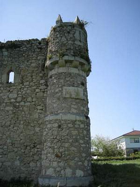 Castillo de los Agüero