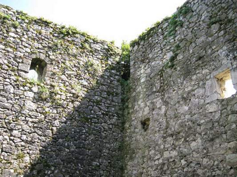 Castillo de los Agüero