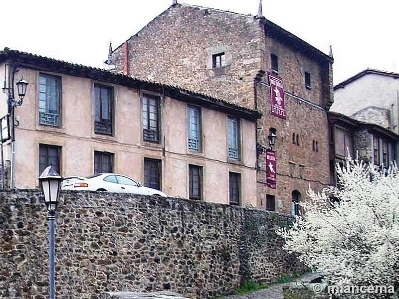 Casa torre de Orejón de la Lama