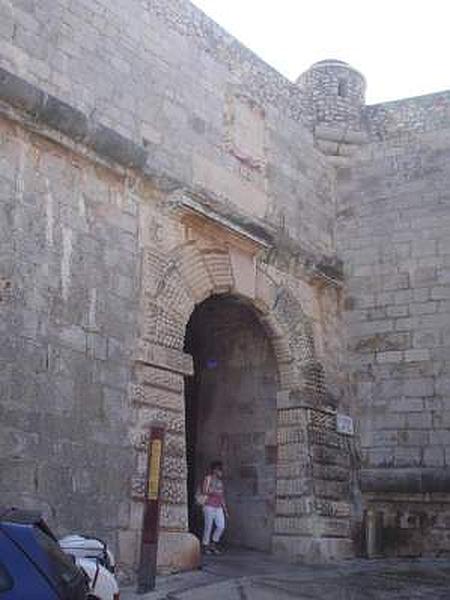 Portal Fosc de la muralla