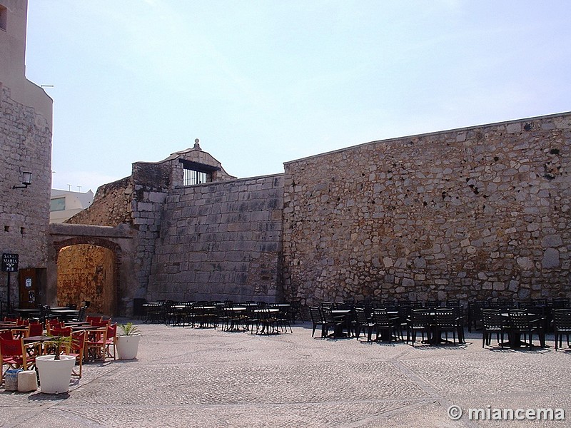 Portal de Santa María