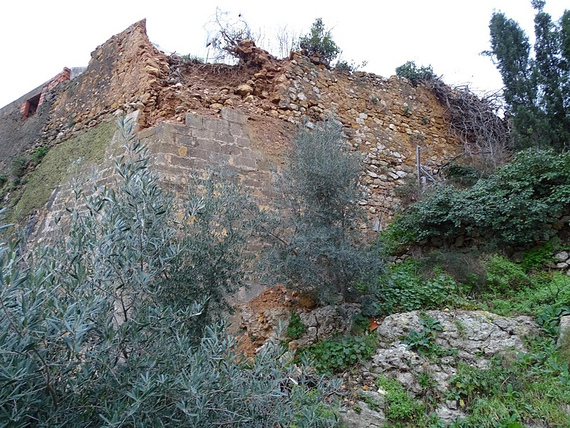 Muralla abaluartada de Traiguera