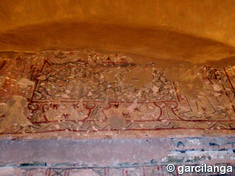 Iglesia fortificada de Santa María de las Angustias