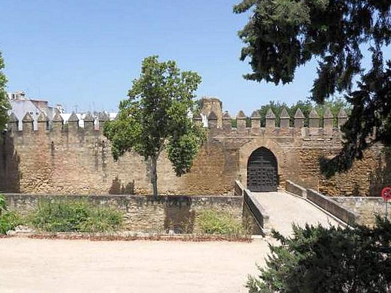 Muralla sur del Alcázar Viejo y Huerta del Alcázar