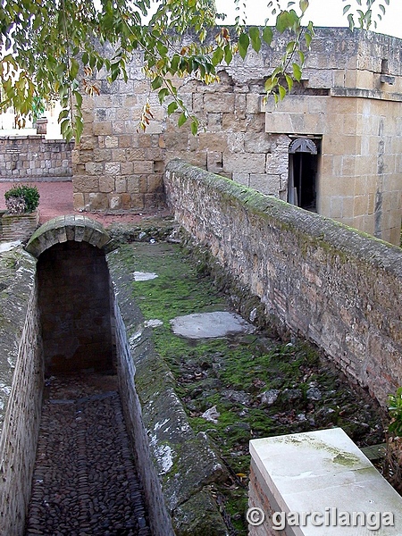 Muralla del Río del Alcázar Viejo y Huerta del Alcázar