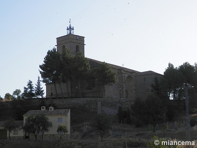 Iglesia fortificada de Alcázar del Rey