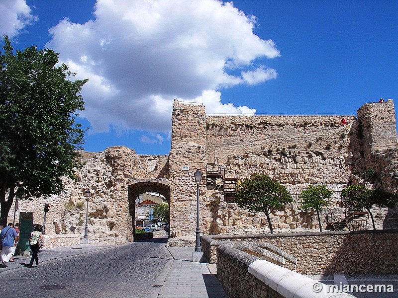 Muralla urbana de Cuenca