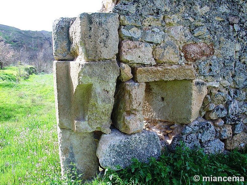 Muralla urbana de Uclés