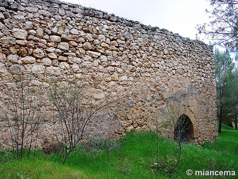 Muralla urbana de Uclés