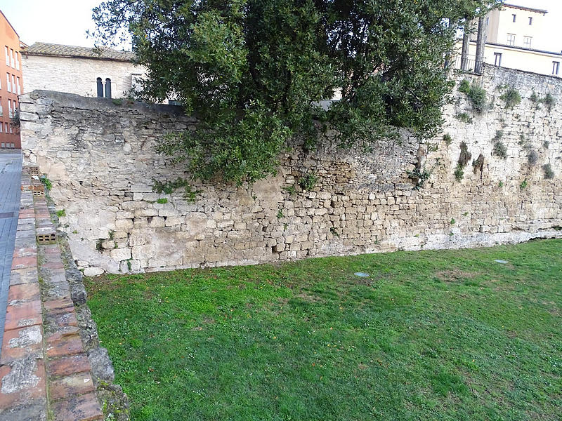 Muralla urbana de Banyoles