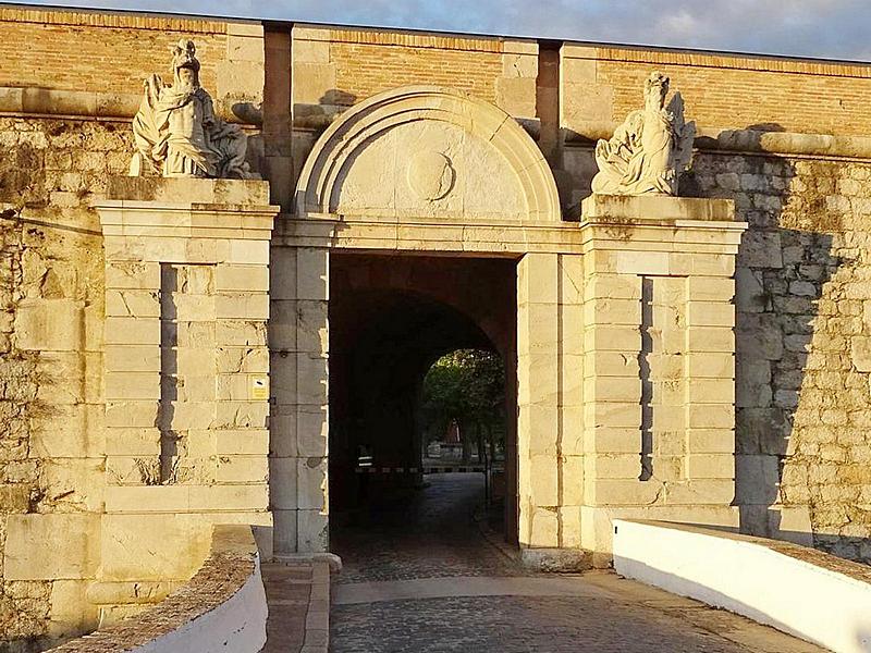 Castillo de San Fernando