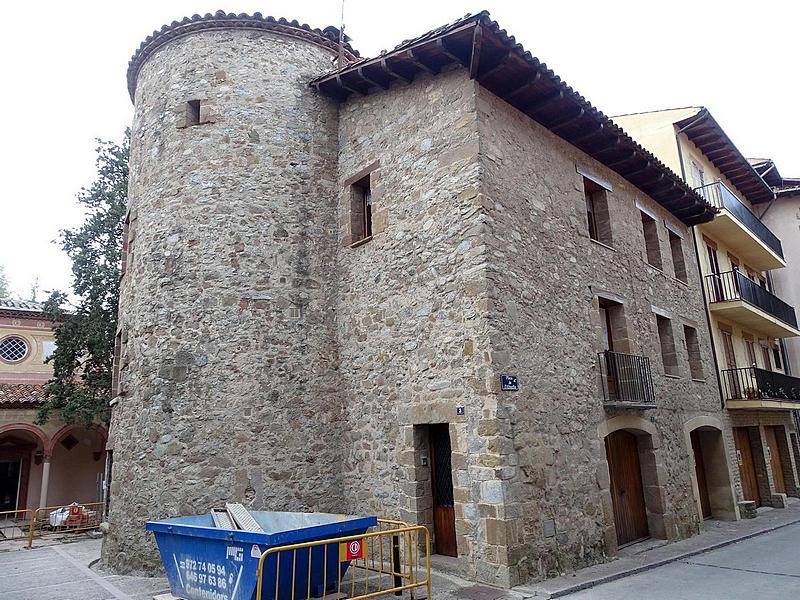 Muralla urbana de Sant Joan de les Abadesses