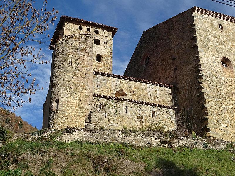 Iglesia fortificada de San Julián