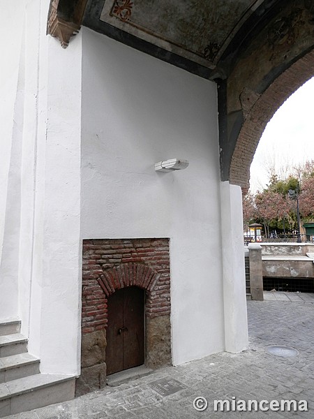 Puerta de San Torcuato